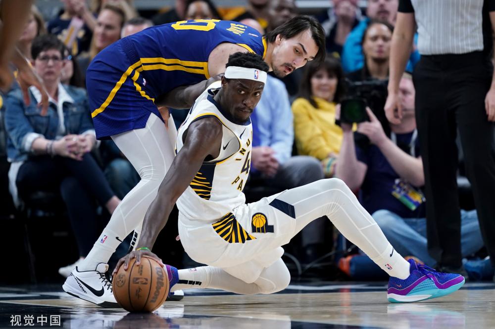 他又在门前 他又在门前